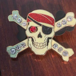 2007 Pirates of the Caribbean Gem Skull and Bones Disney Parks Pin
